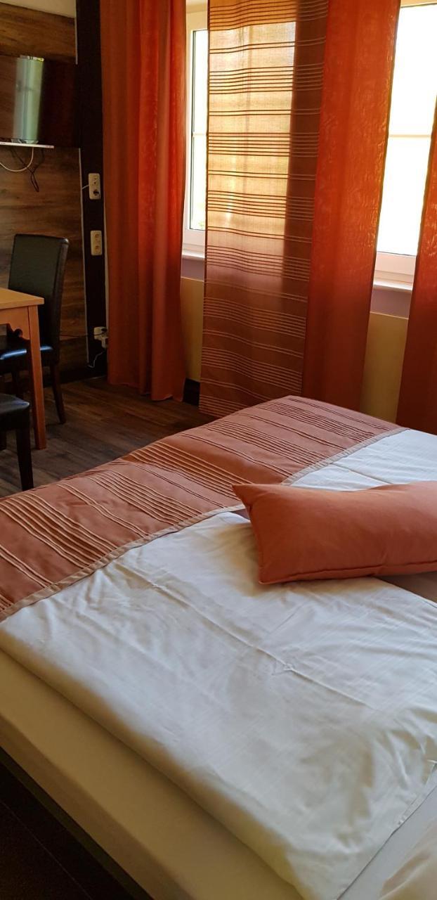 Hotel Am Untreusee Хоф Экстерьер фото